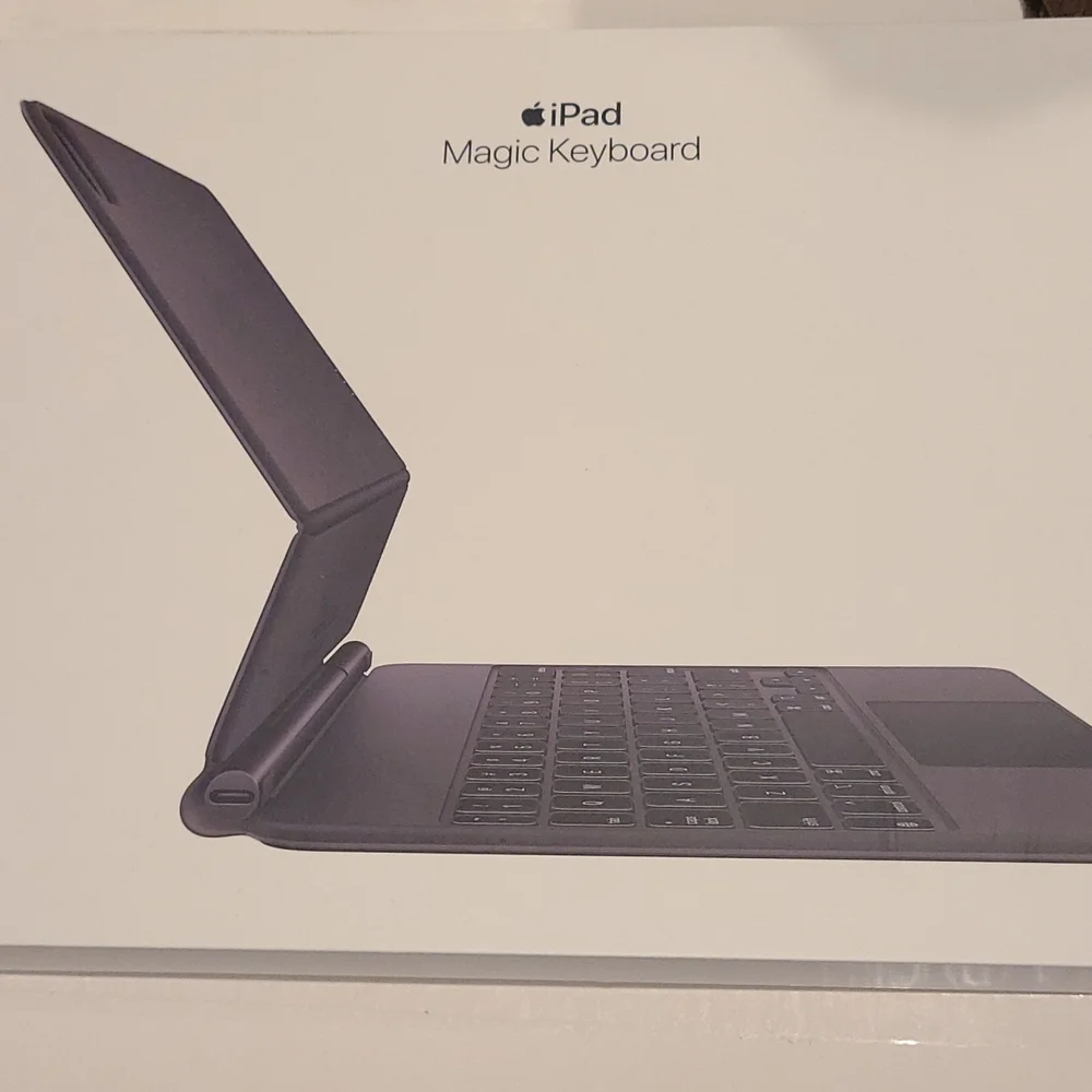 NEW Apple Keyboard